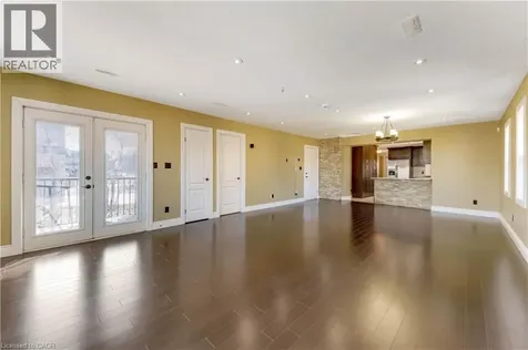 561 Queen Street South Kitchener ON N2G 1W9