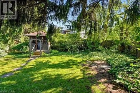 337 St Paul Street Burlington ON L7R 3K2