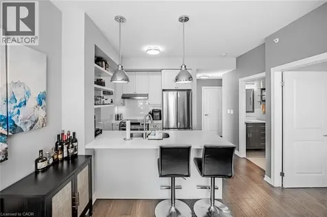 35 Southshore Crescent Stoney Creek ON L8E 0J2