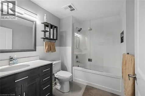 35 Southshore Crescent Stoney Creek ON L8E 0J2