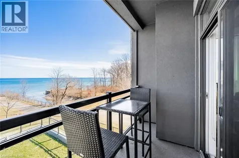 35 Southshore Crescent Stoney Creek ON L8E 0J2
