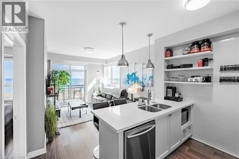 35 Southshore Crescent Stoney Creek ON L8E 0J2