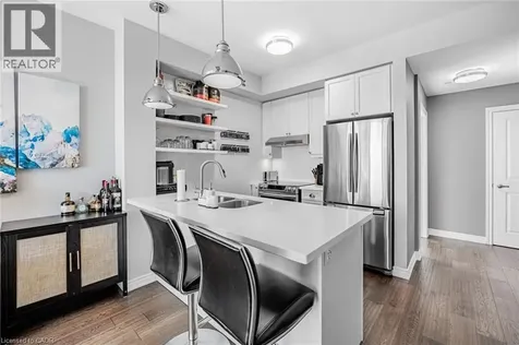 35 Southshore Crescent Stoney Creek ON L8E 0J2