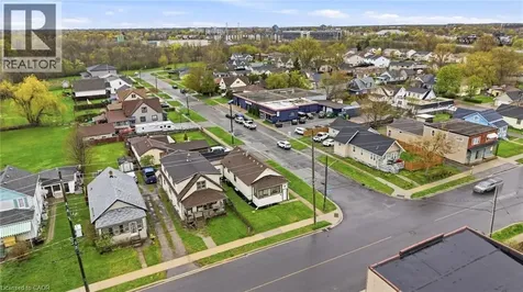 107 Broadway Street Welland ON L3C 5L6