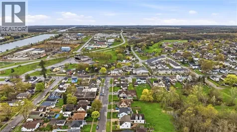 107 Broadway Street Welland ON L3C 5L6