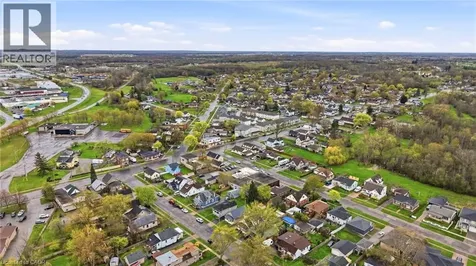 107 Broadway Street Welland ON L3C 5L6