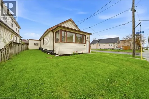 107 Broadway Street Welland ON L3C 5L6