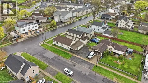 107 Broadway Street Welland ON L3C 5L6