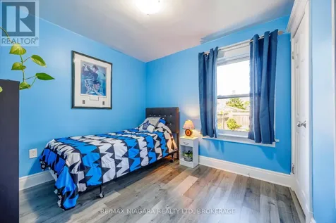 58 Marquis Street St. Catharines (downtown) ON L2R 4Y8