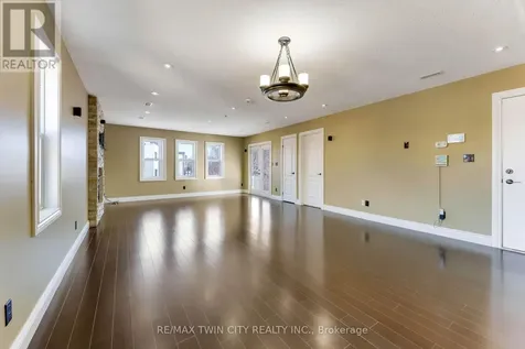 561 Queen Street South Kitchener ON N2G 1W9