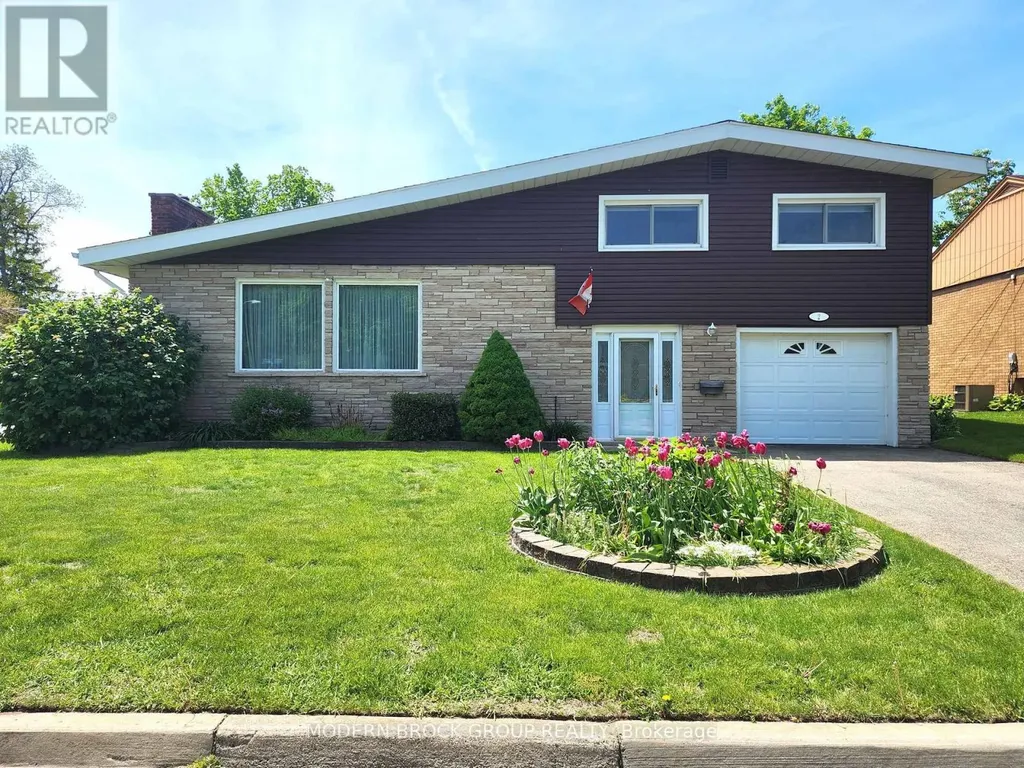 2 Woodlawn Place Brockville ON K6V 2Z2