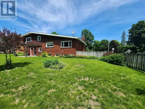 2 Woodlawn Place Brockville ON K6V 2Z2