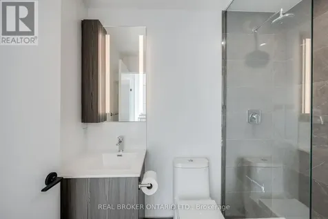 220 Missinnihe Way Mississauga (port Credit) ON L5H 0A9