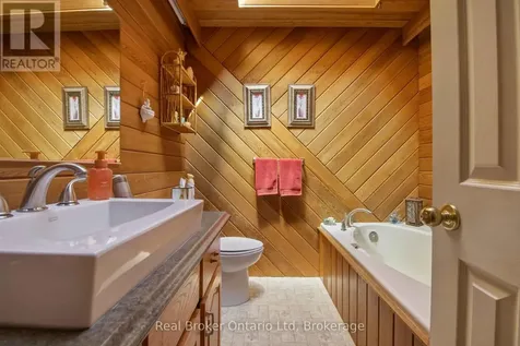 222431 Derby-keppel Townline Georgian Bluffs ON N4K 5N7