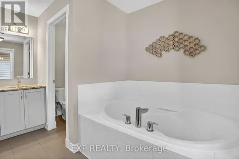 206 Mareth Way Ottawa ON K4M 0C9