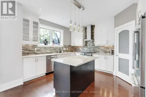 38 Withrow Avenue Ottawa ON K2G 2H8