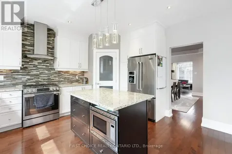 38 Withrow Avenue Ottawa ON K2G 2H8