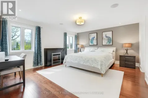 38 Withrow Avenue Ottawa ON K2G 2H8