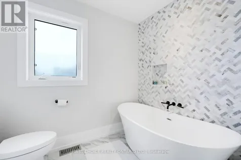 38 Withrow Avenue Ottawa ON K2G 2H8