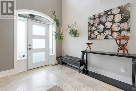 38 Withrow Avenue Ottawa ON K2G 2H8