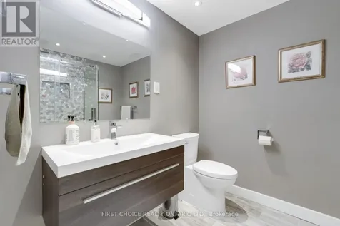 38 Withrow Avenue Ottawa ON K2G 2H8