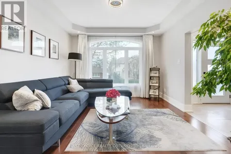 38 Withrow Avenue Ottawa ON K2G 2H8