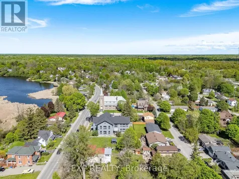 160 Charlotte Street Merrickville-wolford ON K0G 1N0