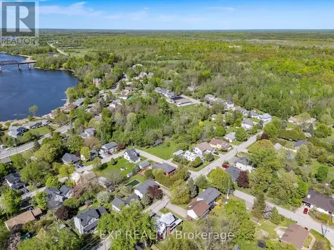160 Charlotte Street Merrickville-wolford ON K0G 1N0