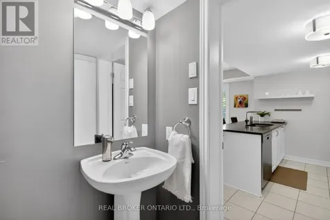 701 B Sue Holloway Drive Ottawa ON K2J 5R6