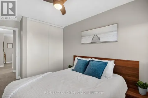 701 B Sue Holloway Drive Ottawa ON K2J 5R6