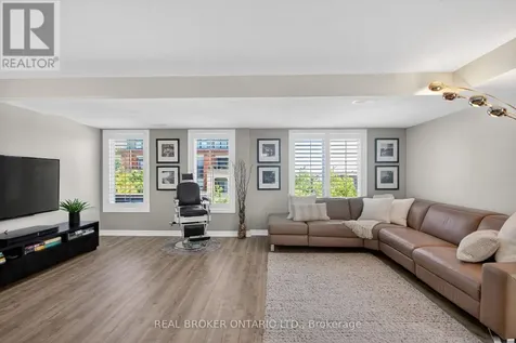 701 B Sue Holloway Drive Ottawa ON K2J 5R6