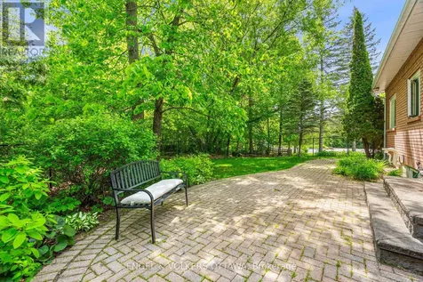 5 Countryside Green Ottawa ON K2R 1B5