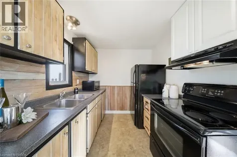 59 Lida Street Brantford ON N3S 2R7