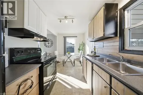 59 Lida Street Brantford ON N3S 2R7