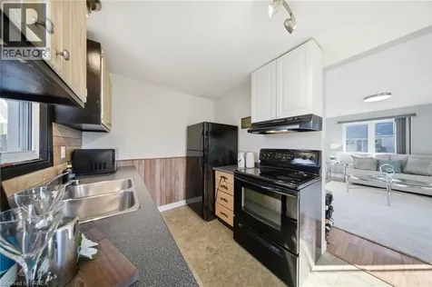 59 Lida Street Brantford ON N3S 2R7