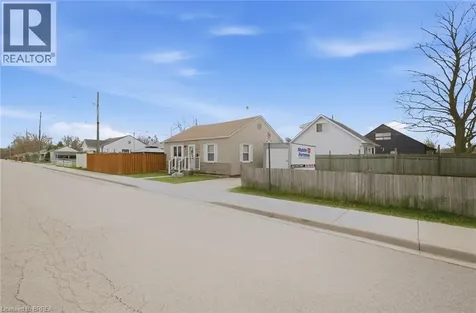 59 Lida Street Brantford ON N3S 2R7