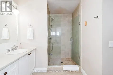 121 Elm Street Collingwood ON L9Y 3J3