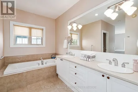 121 Elm Street Collingwood ON L9Y 3J3