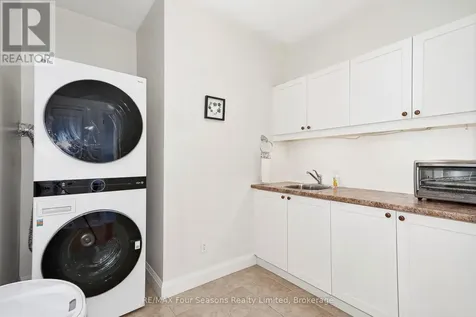 121 Elm Street Collingwood ON L9Y 3J3