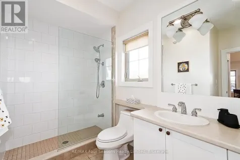 121 Elm Street Collingwood ON L9Y 3J3