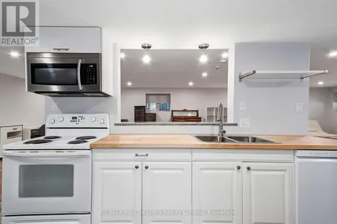 121 Elm Street Collingwood ON L9Y 3J3