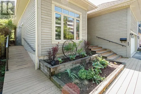 121 Elm Street Collingwood ON L9Y 3J3