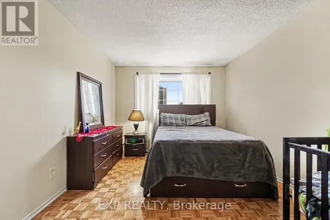 1565 Heron Road Ottawa ON K1V 9V1