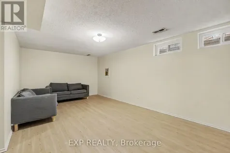 1565 Heron Road Ottawa ON K1V 9V1