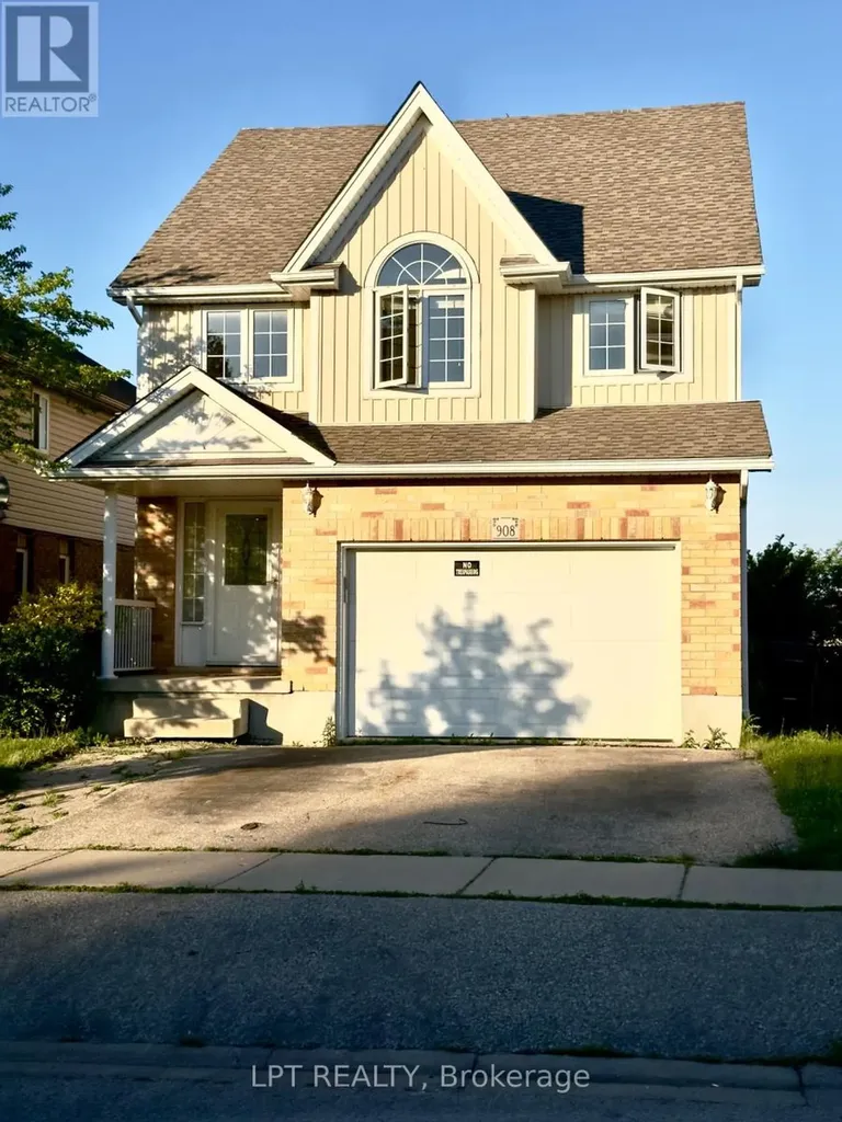 908 Copper Leaf Crescent Kitchener ON N2E 3W1