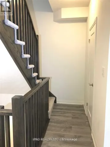 60 Waterlily Way Hamilton ON L0R 1P0