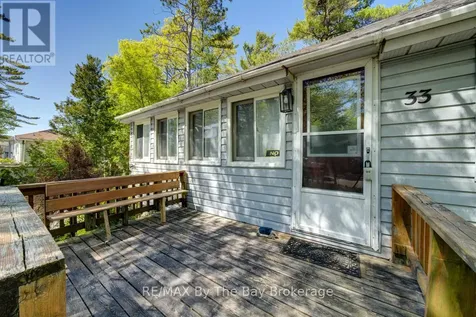 33 17th Street North Wasaga Beach ON L9Z 2J1