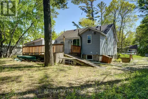 33 17th Street North Wasaga Beach ON L9Z 2J1