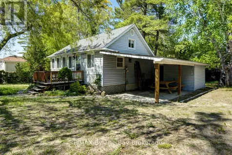 33 17th Street North Wasaga Beach ON L9Z 2J1