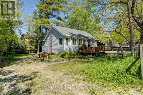 33 17th Street North Wasaga Beach ON L9Z 2J1